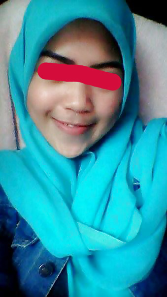 Jilbab wikwok
 #39709768