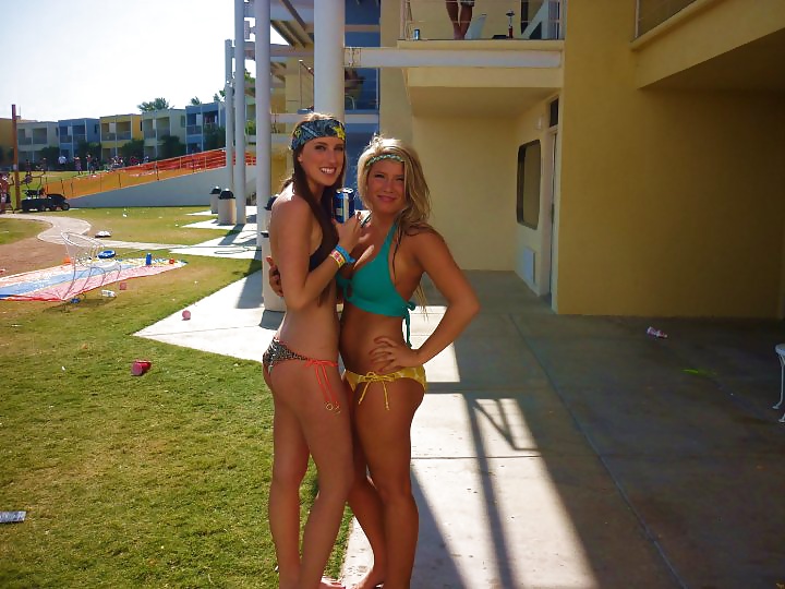 Slutty sorority girls on Spring Break. #40140499