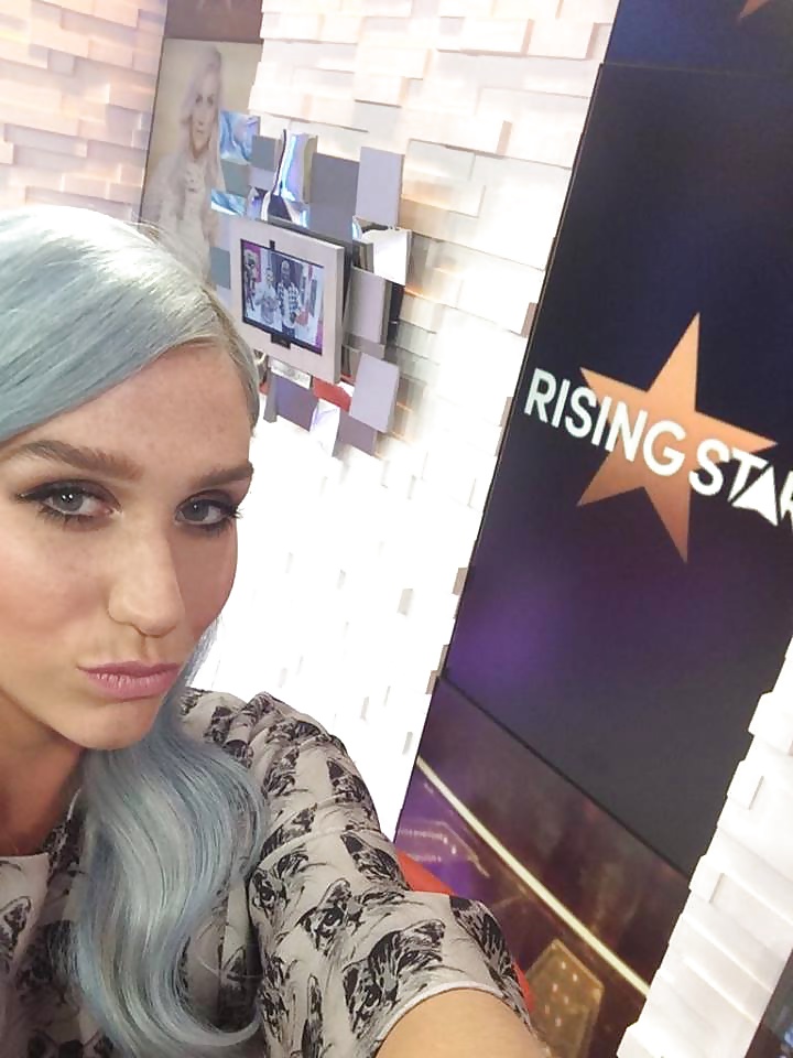 Kesha #33301522