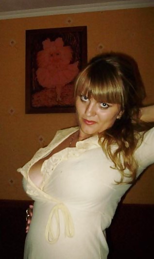 Busty Russian Woman 1749 #34331232
