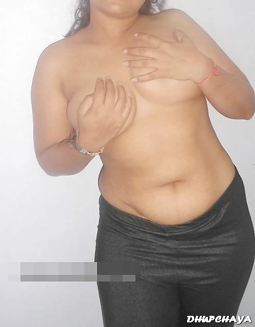 Desi Bhopal girl Nikita self pressing her boobs nude images #24616913