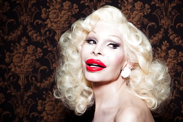 Amanda lepore #35137560