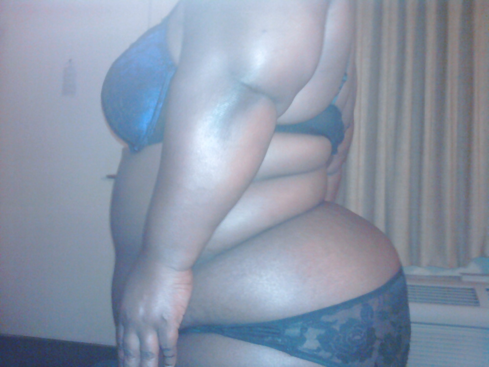 Negrita bbw milf mostrando sus activos
 #31334037