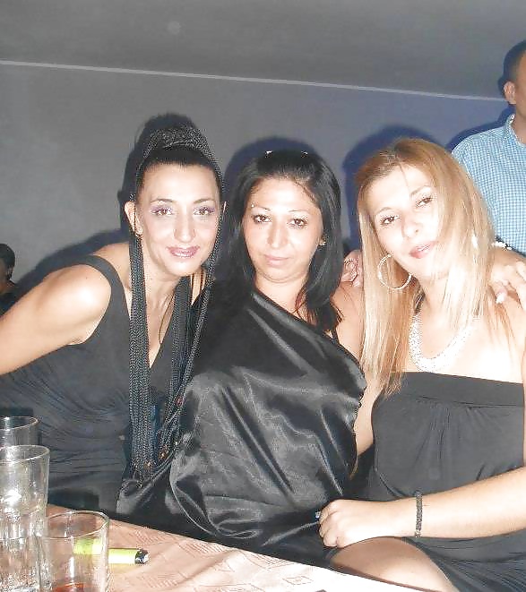 Sluts #39217273