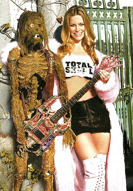 Shirley Manson & Sheri Moon Zombie #27487592