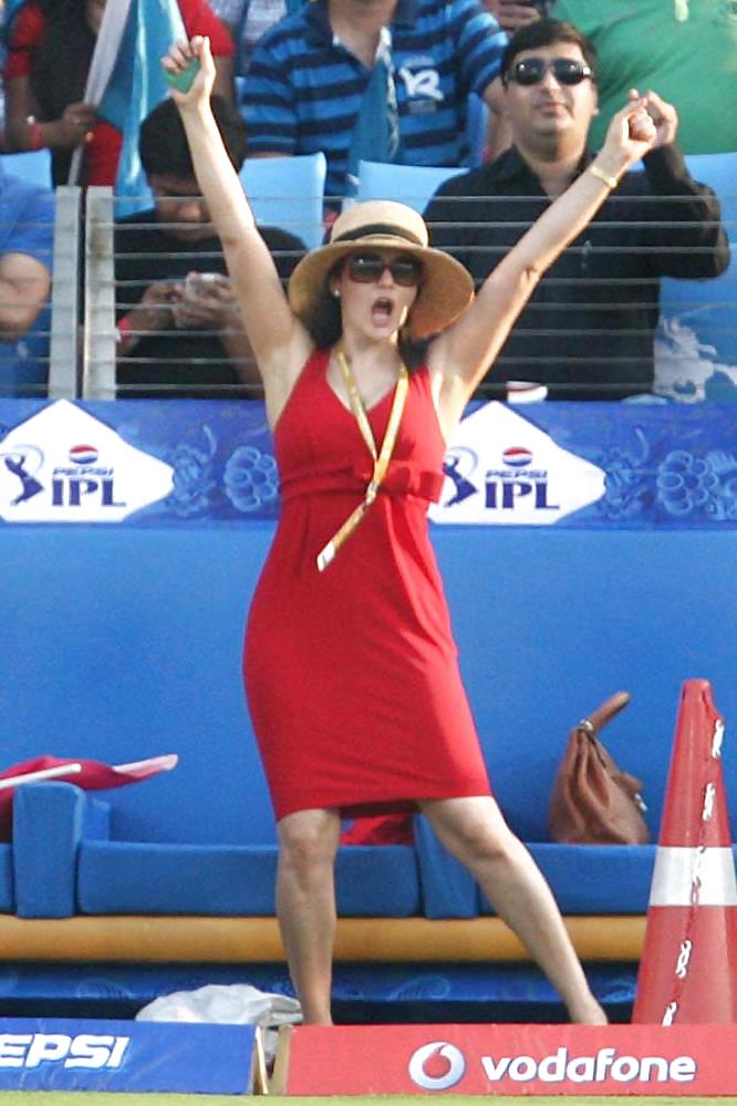 Sexy bhabhis
 #36802958