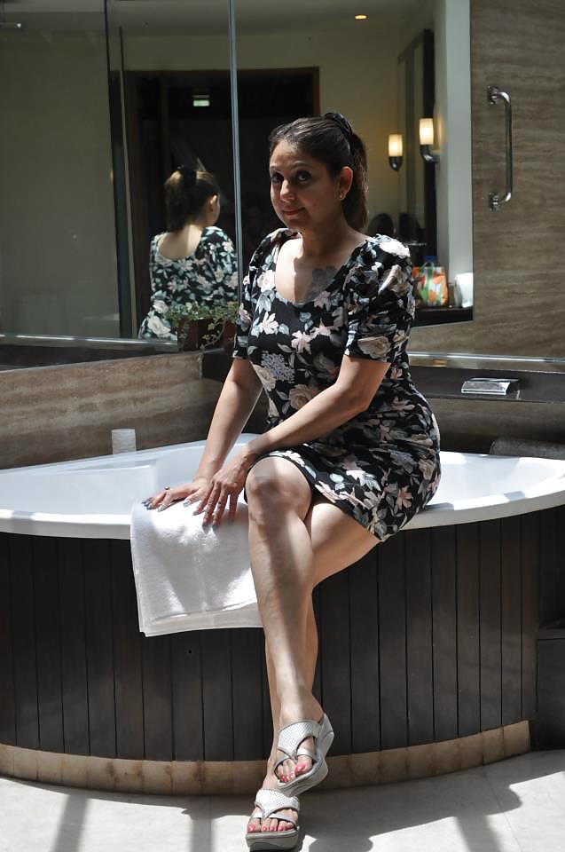 Sexy bhabhis
 #36803020