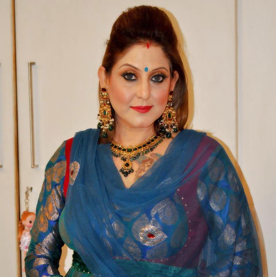 Sexy bhabhis
 #36803035