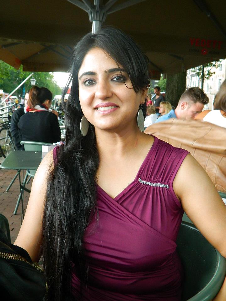 Sexy bhabhis
 #36803062