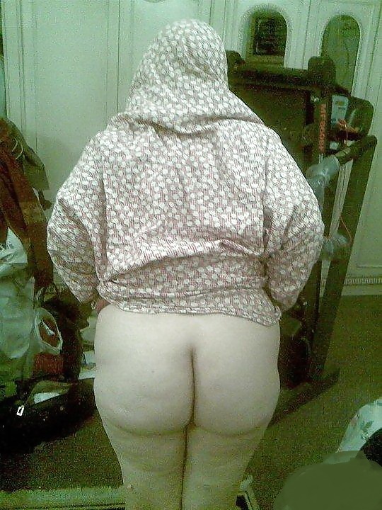 ARAB AMATEUR MUSLIM BEURETTE HIJAB BNAT BIG ASS vol.15 #27816828