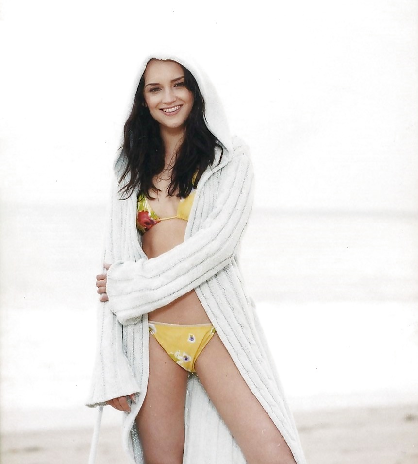 Rachael Leigh Cook #29923105