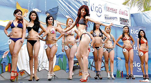 Chicas de Acapulco
 #37191747