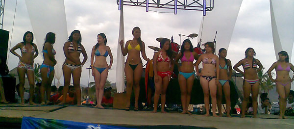 Chicas de Acapulco
 #37191859