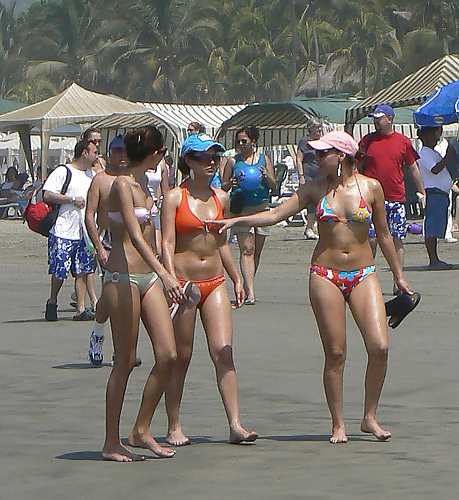 Chicas de Acapulco
 #37191926