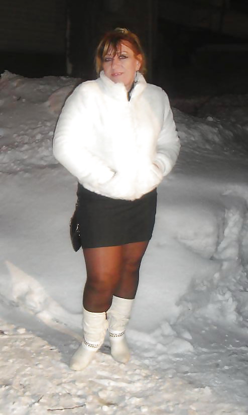 Full thighs in the mini 17 #23578972