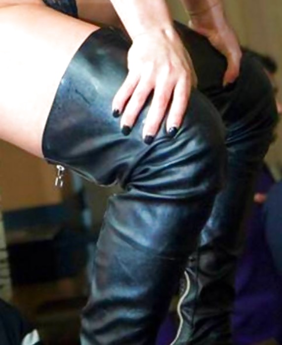 Traje de mujer
 #40259734