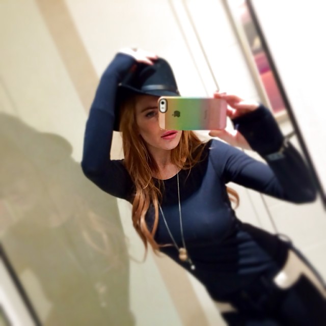 Lindsay lohan ... instagram
 #36290006