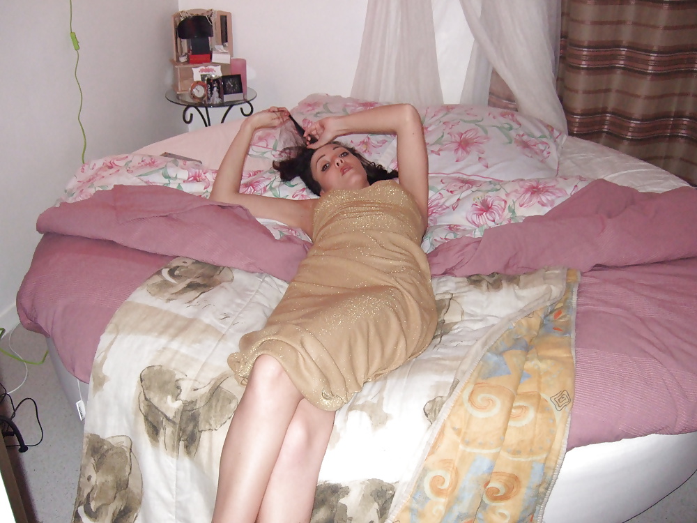 Fabiola belle brune la trentaine
 #38803923
