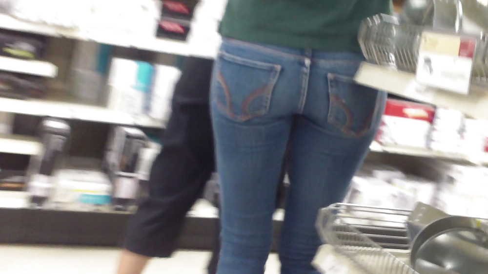 Teen girls butts & ass in public hidden cam  #36585936