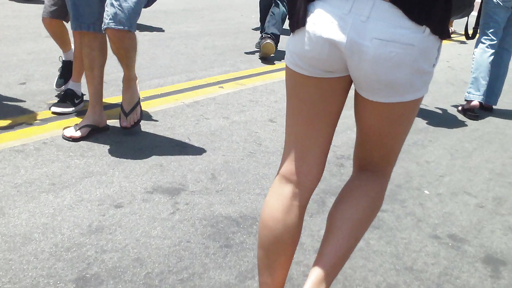 Teen girls butts & ass in public hidden cam  #36585969
