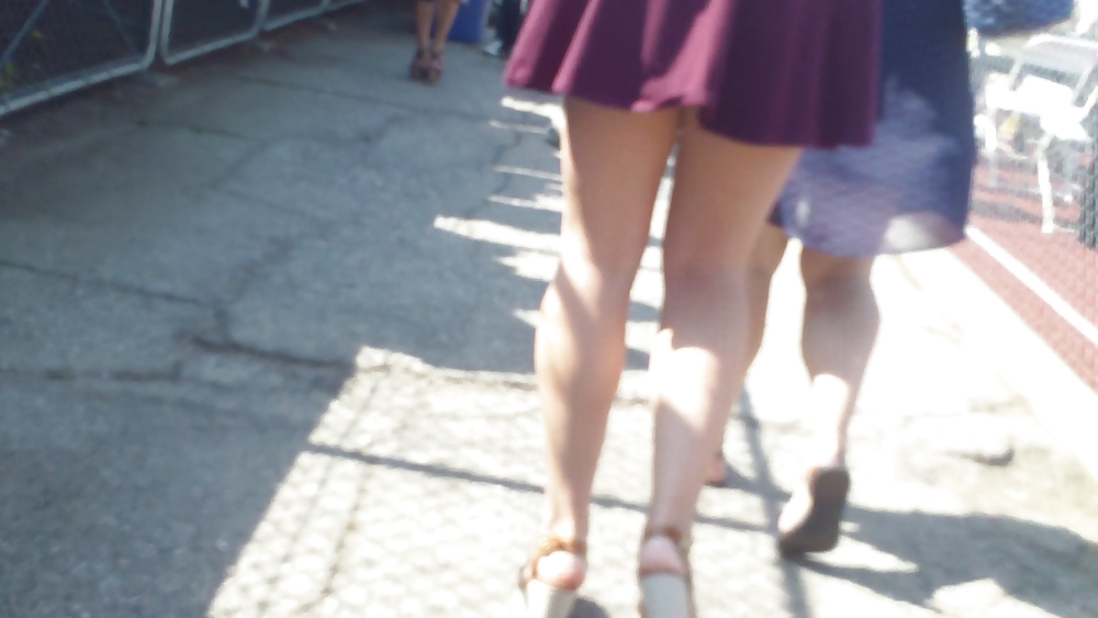 Teen girls butts & ass in public hidden cam  #36586014