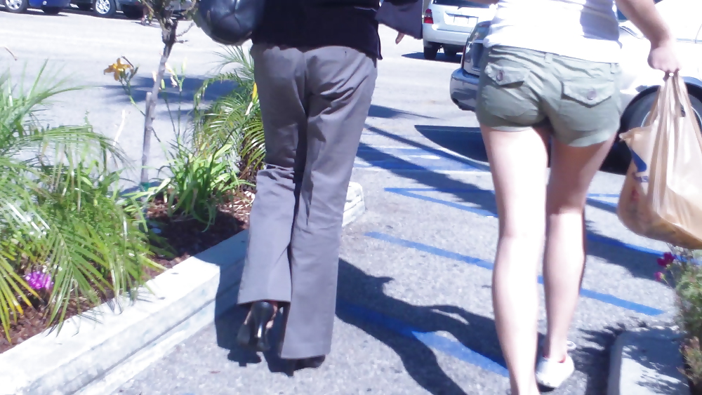 Teen girls butts & ass in public hidden cam  #36586070