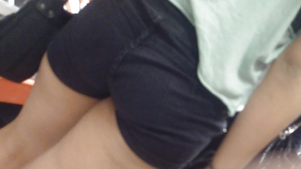 Teen girls butts & ass in public hidden cam  #36586091