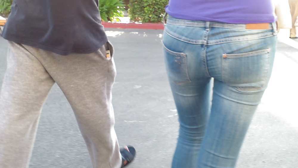 Teen girls butts & ass in public hidden cam  #36586180