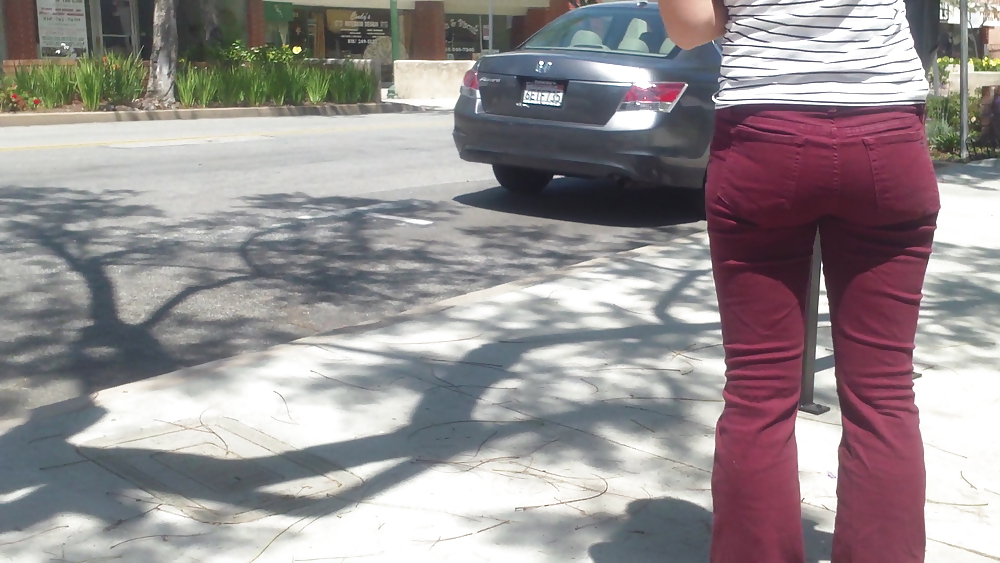 Teen girls butts & ass in public hidden cam  #36586235