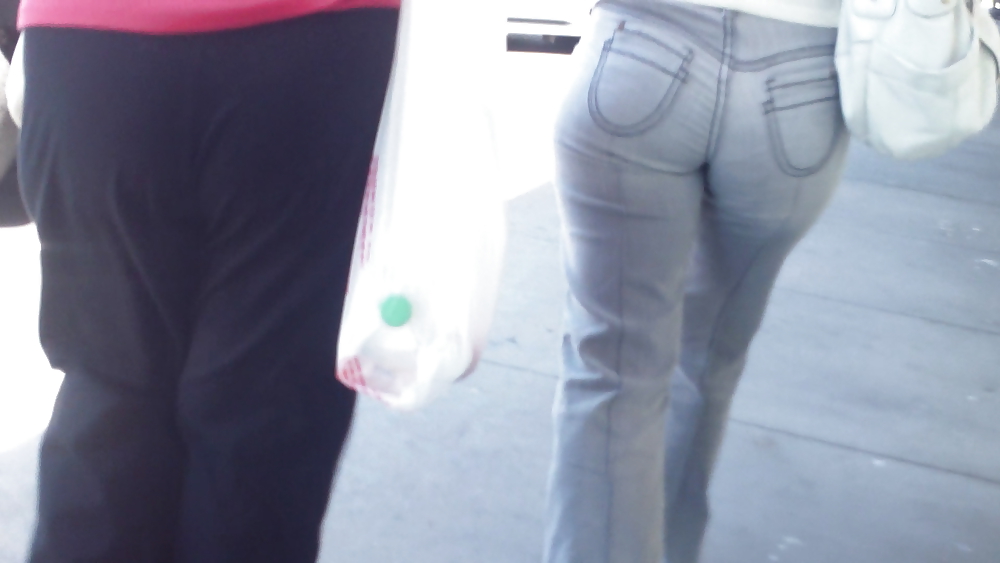 Teen girls butts & ass in public hidden cam  #36586244