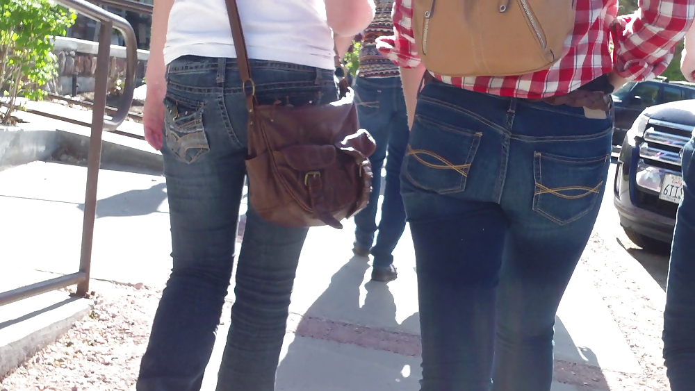 Teen girls butts & ass in public hidden cam  #36586251