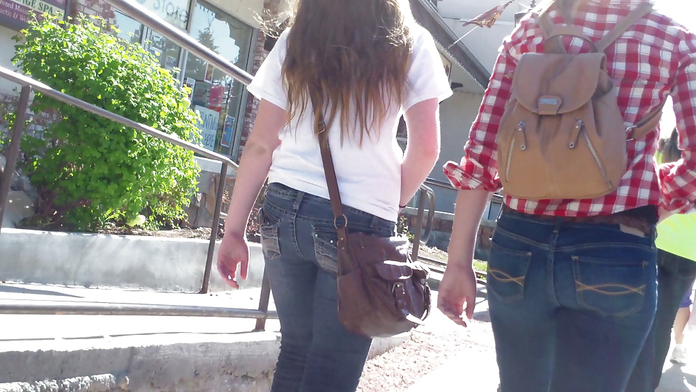 Teen girls butts & ass in public hidden cam  #36586260