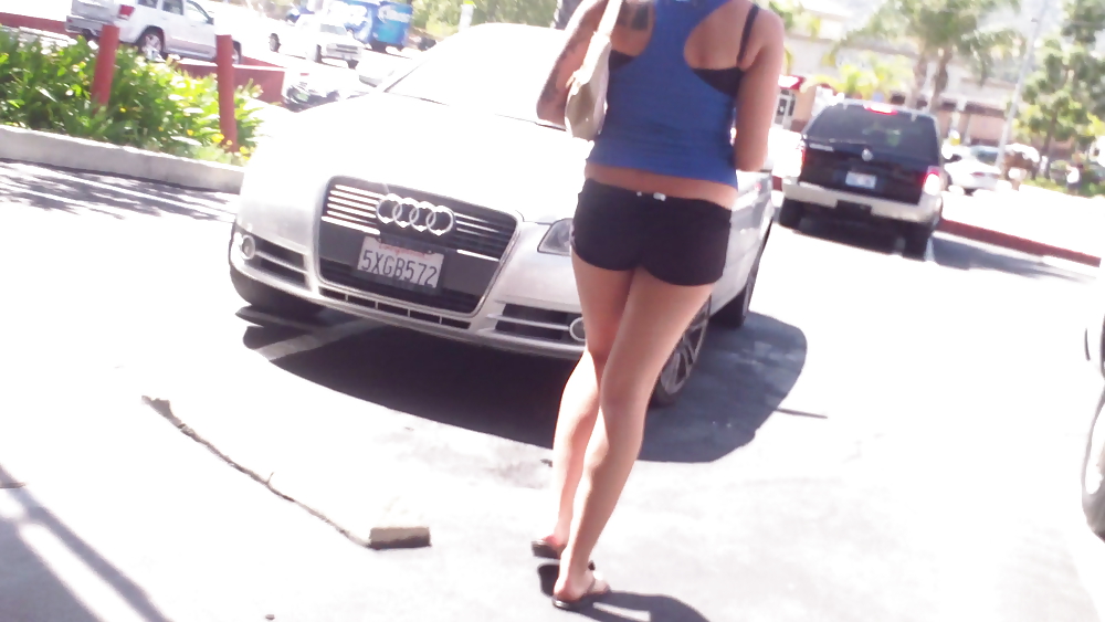 Teen girls butts & ass in public hidden cam  #36586753