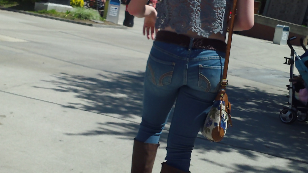 Teen girls butts & ass in public hidden cam  #36586841