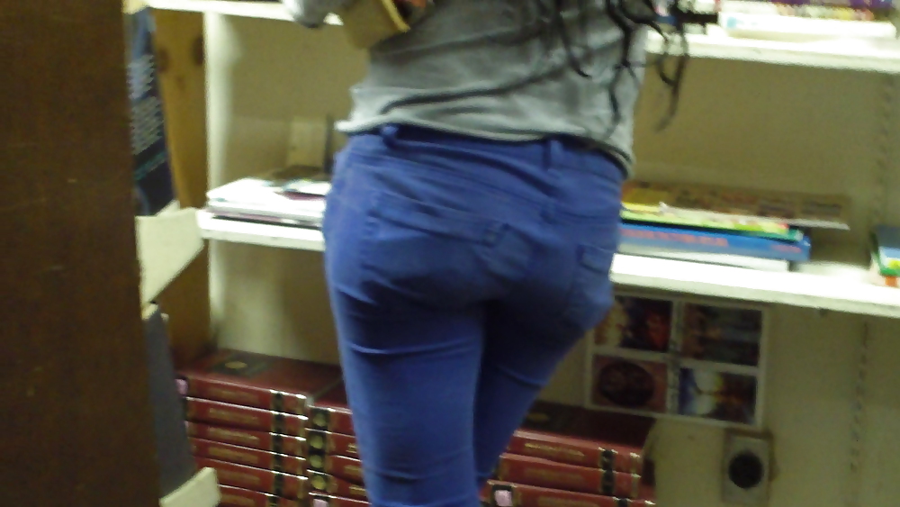 Teen girls butts & ass in public hidden cam  #36586968