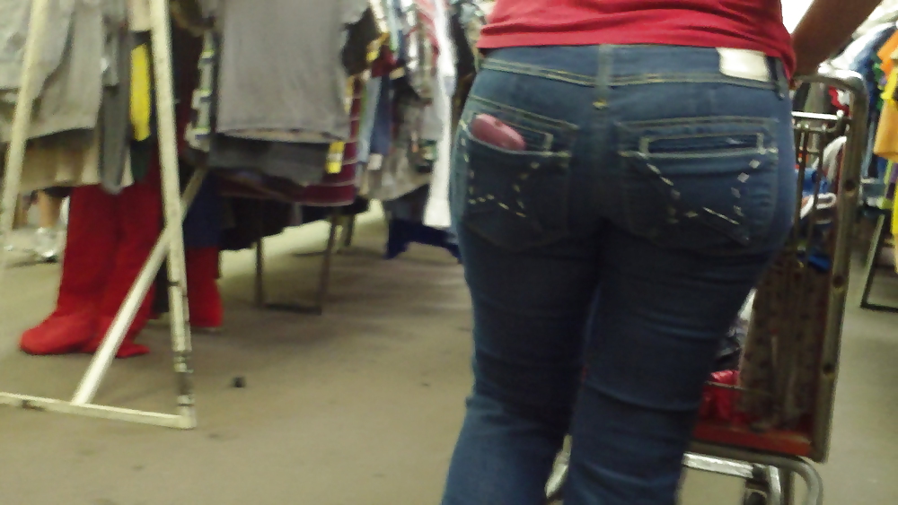 Teen girls butts & ass in public hidden cam  #36586994