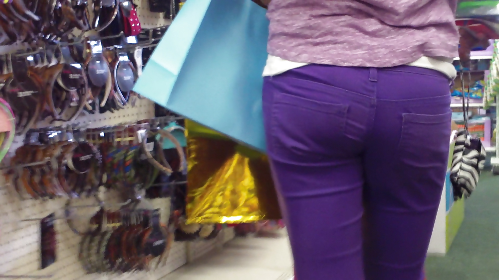 Teen girls butts & ass in public hidden cam  #36587002