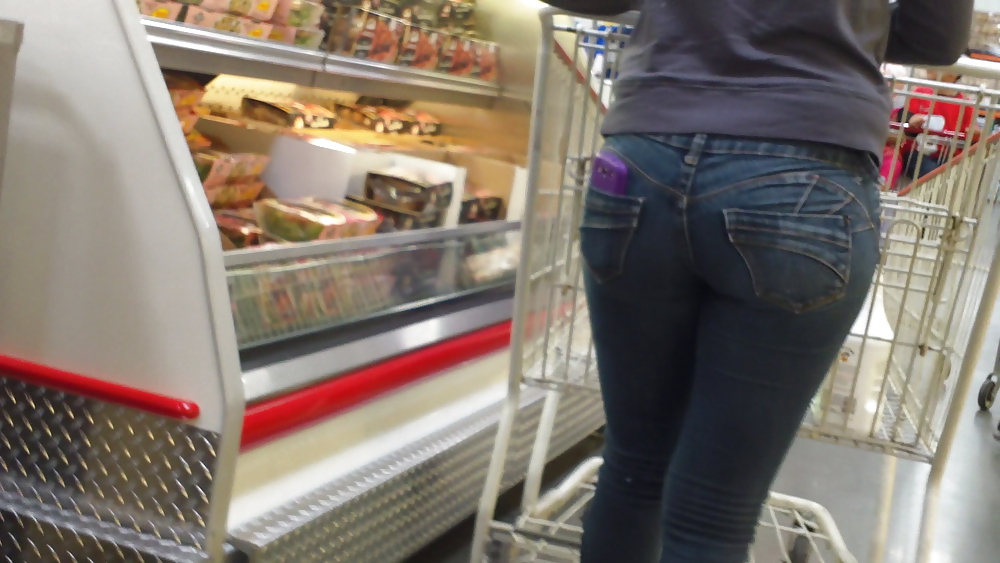 Teen girls butts & ass in public hidden cam  #36587143