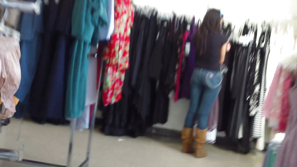 Teen girls butts & ass in public hidden cam  #36587277