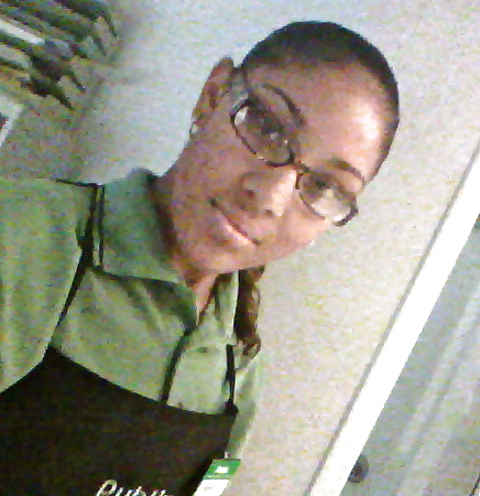 Ayudándome a correrme
 #23000226