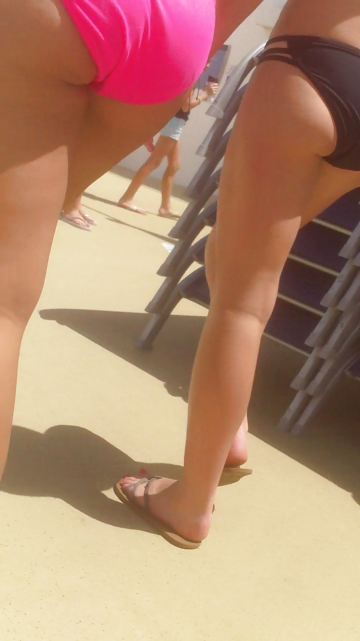 Teen ass & butts at bikini beach  #29073947