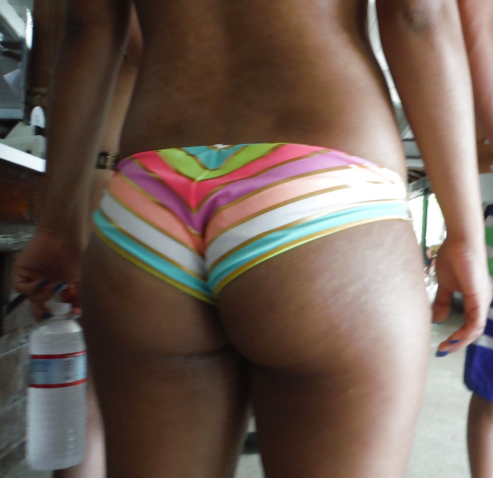 Teen ass & butts at bikini beach  #29074067