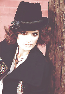 Stana Katic
 #40347223