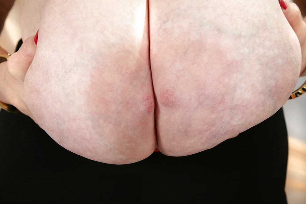 Present Them To Me - 17 #35725909