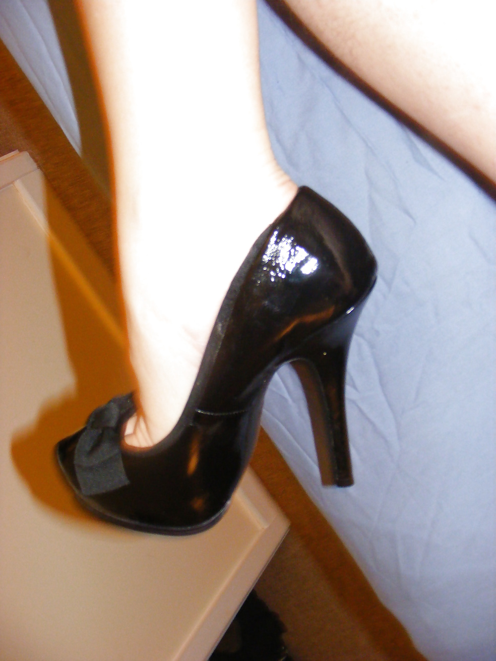 Gorgeous milf wearing heels and panties #25311295