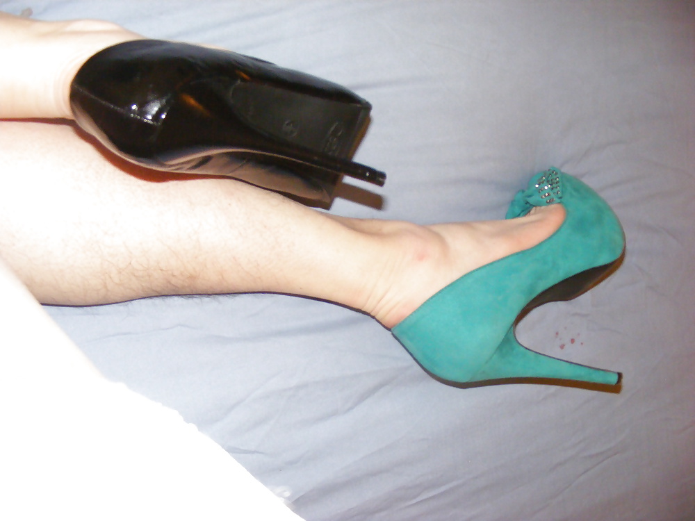 Gorgeous milf wearing heels and panties #25311522