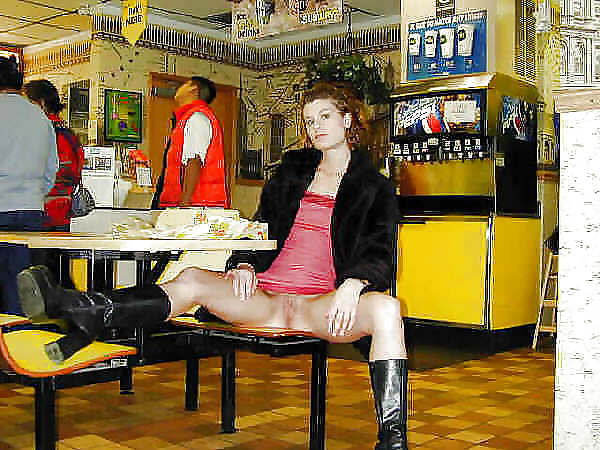 Public Viewing -73- #34648093