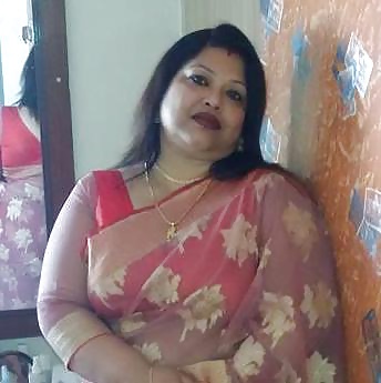 Sexy Indian Moms (never seen in internet before) #40871625