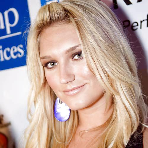 Brooke Hogan #37592476