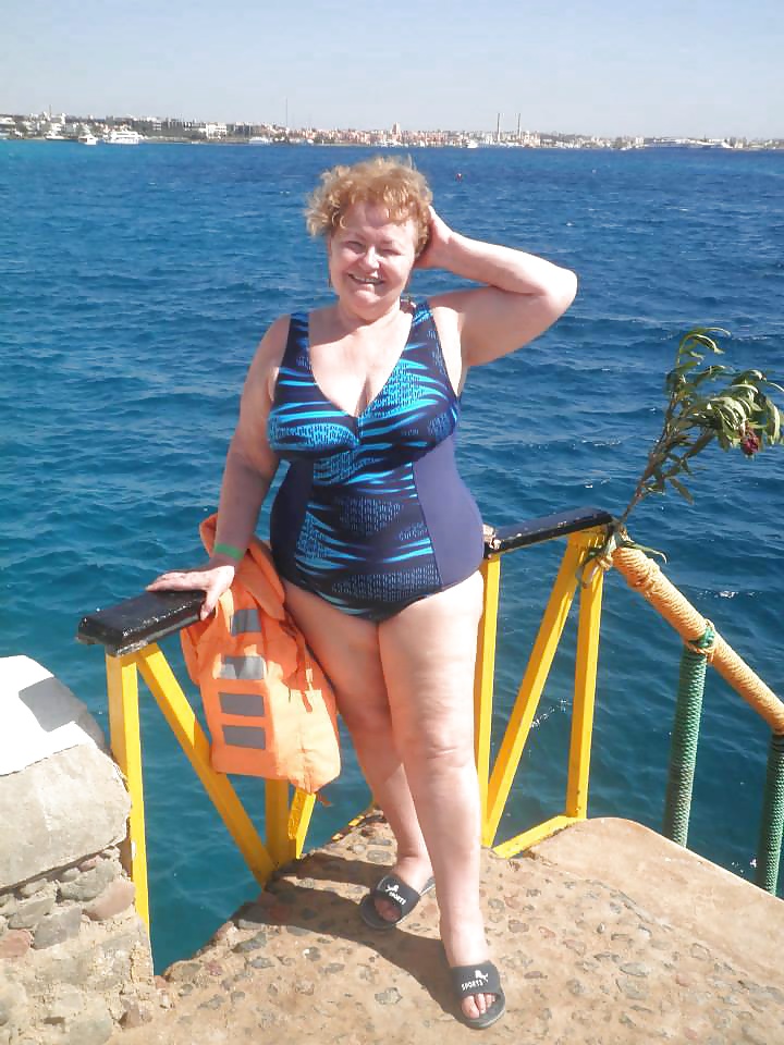 セクシーな女性
 #28408838